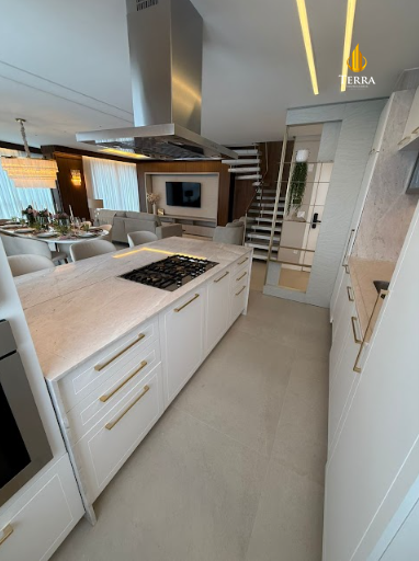 Olimpia Residence Apartamento com 4 quartos, Centro: 