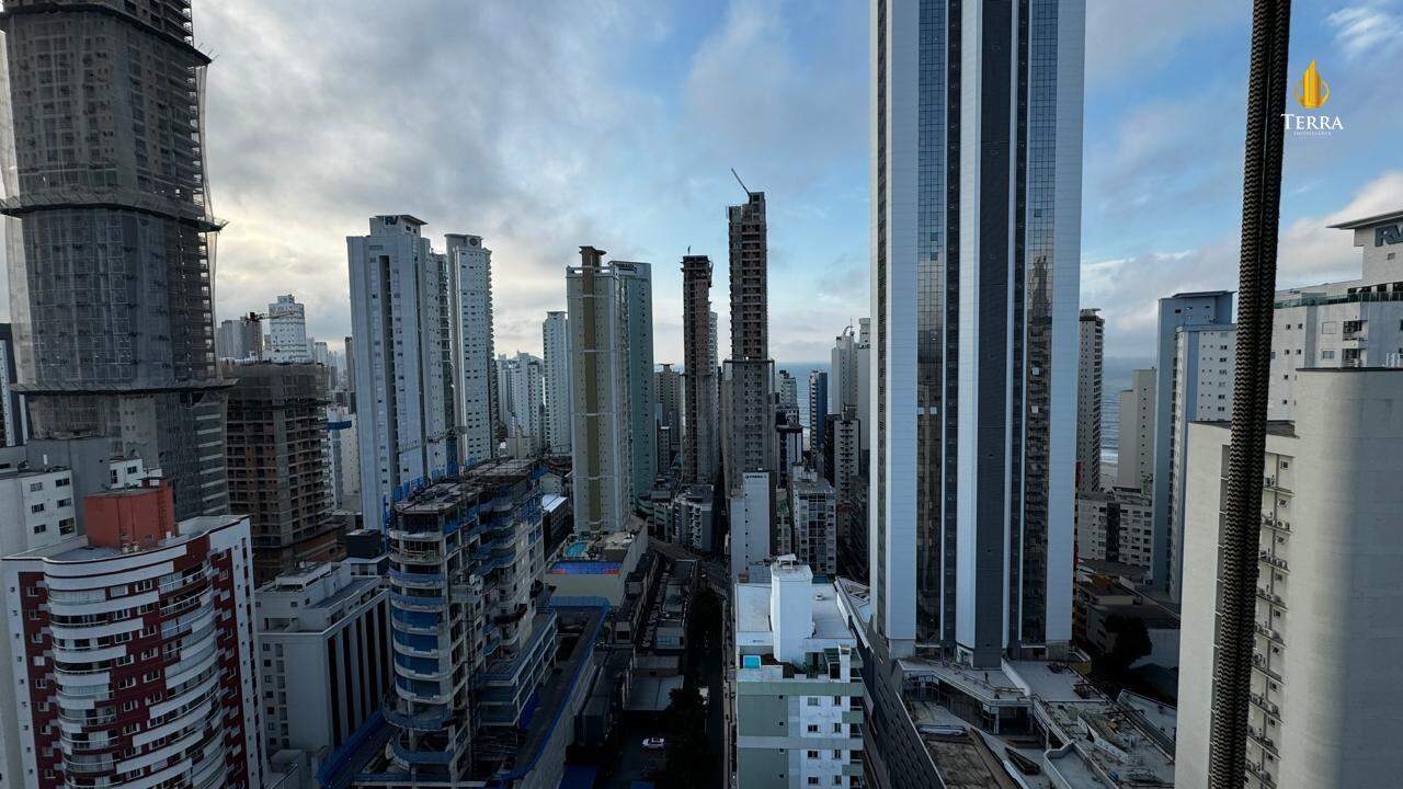 Porto da Barra Apartamento com 3 quartos, Centro: 