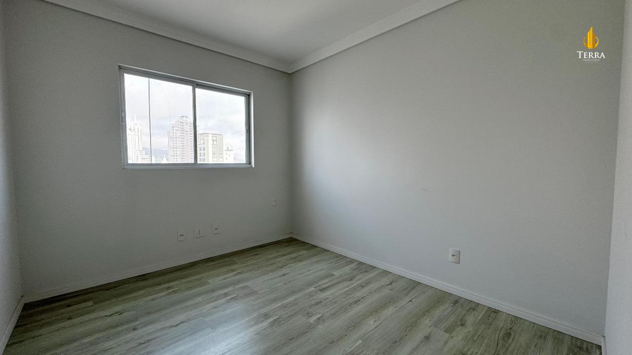 Porto da Barra Apartamento com 3 quartos, Centro: 