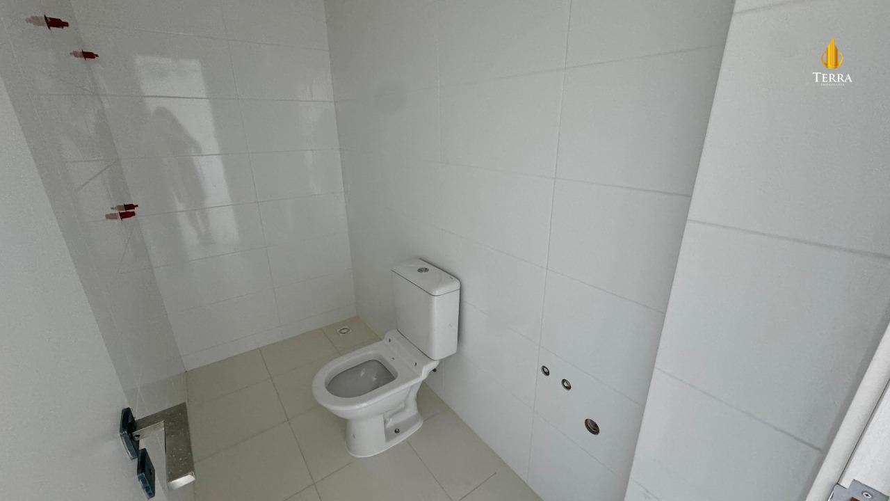 Porto da Barra Apartamento com 3 quartos, Centro: 