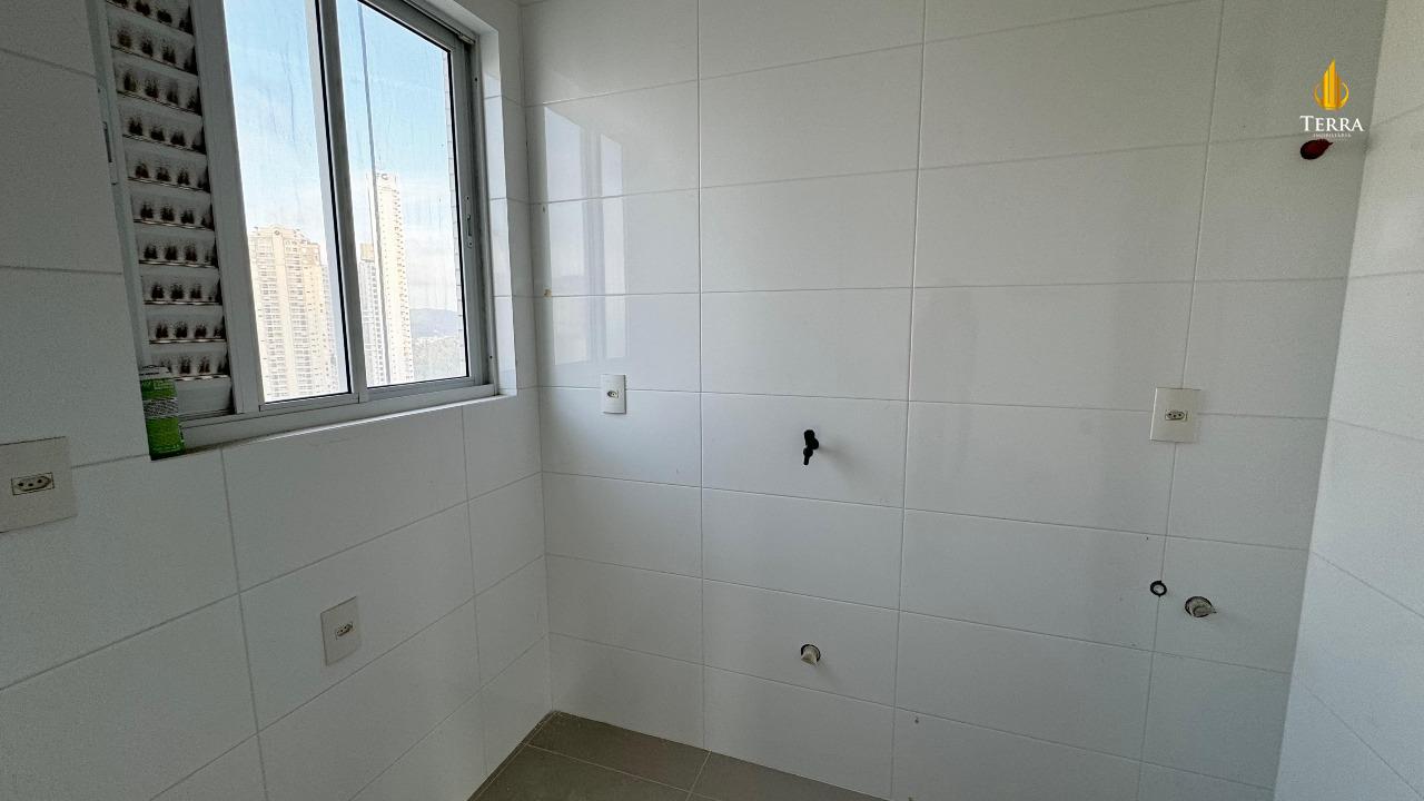 Porto da Barra Apartamento com 3 quartos, Centro: 