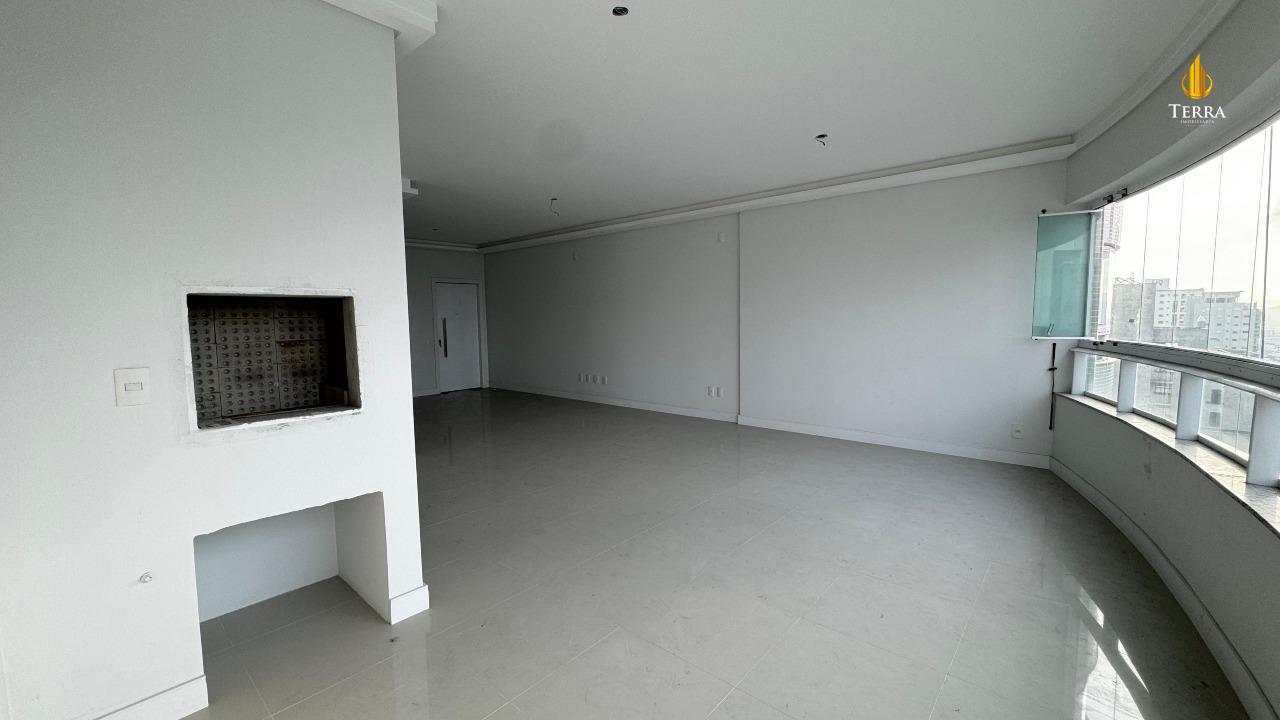 Porto da Barra Apartamento com 3 quartos, Centro: 