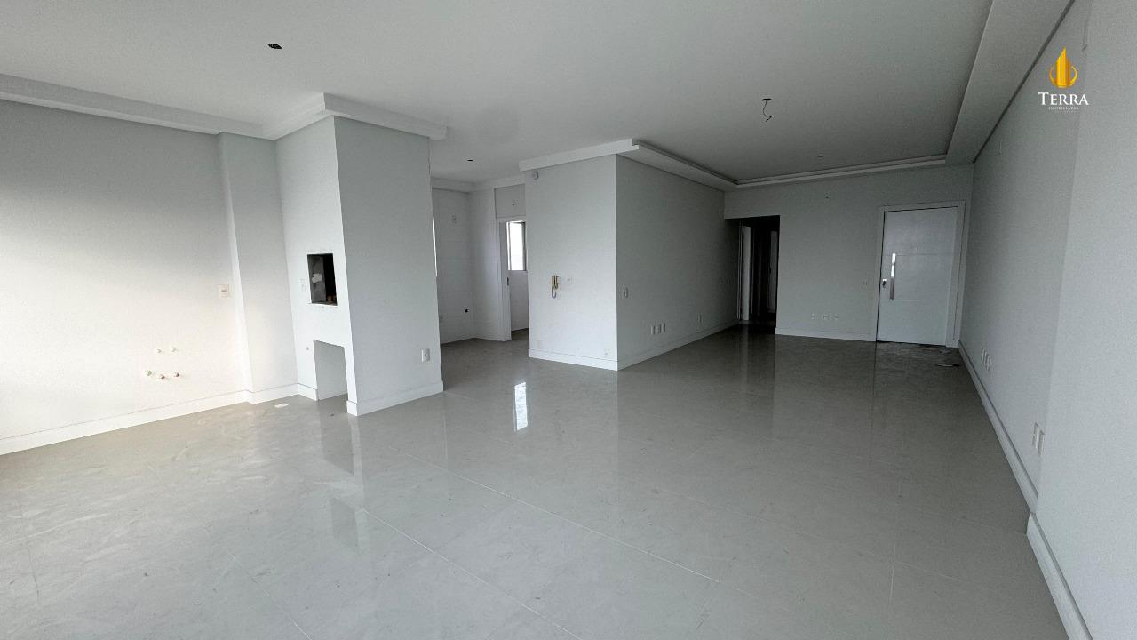 Porto da Barra Apartamento com 3 quartos, Centro: 