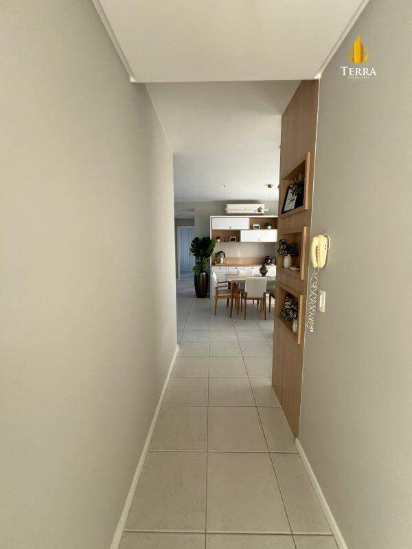 Aloha Home Resort Apartamento com 3 quartos, Praia Brava: 