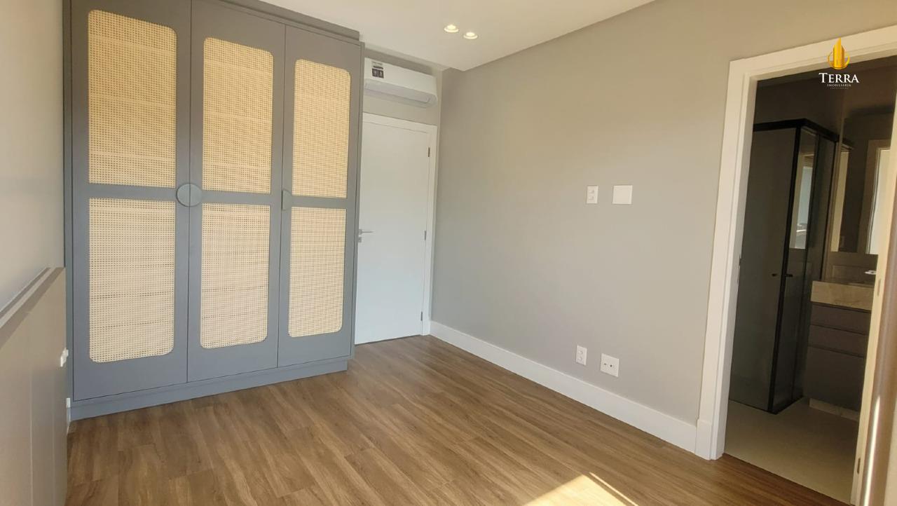 Ocean Wind Praia Brava Apartamento com 3 quartos, Praia Brava: