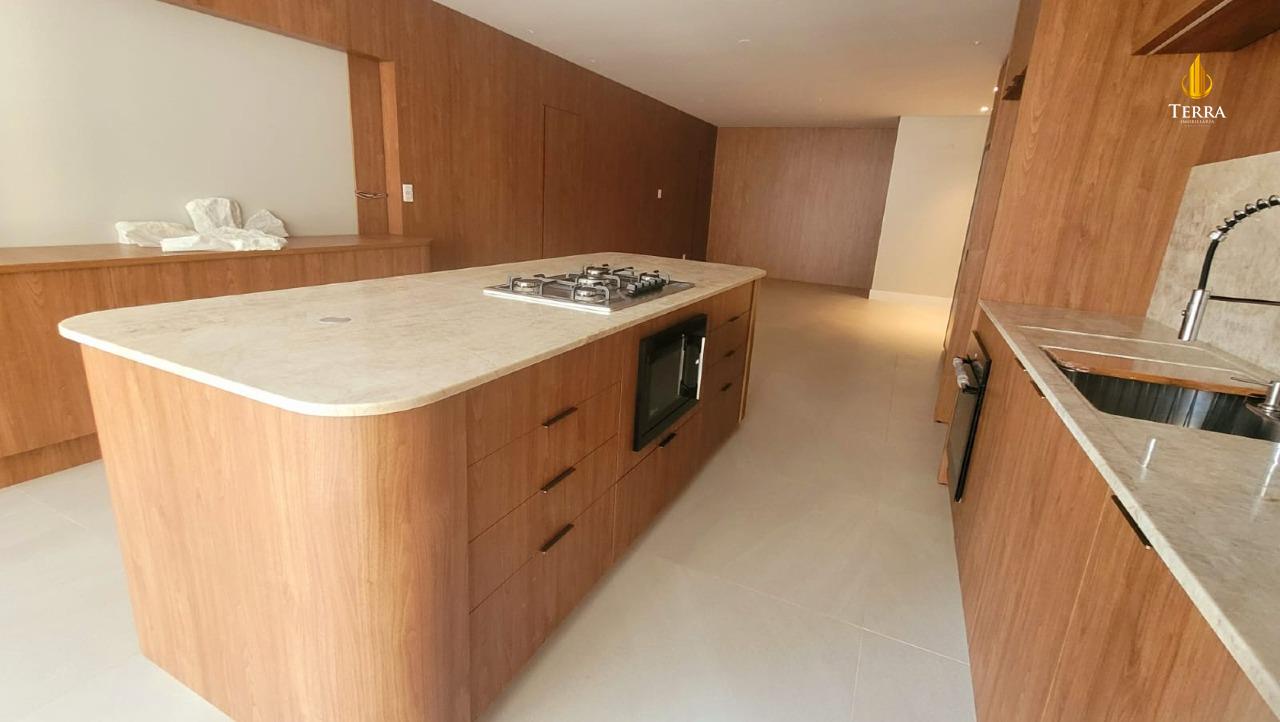 Ocean Wind Praia Brava Apartamento com 3 quartos, Praia Brava: 