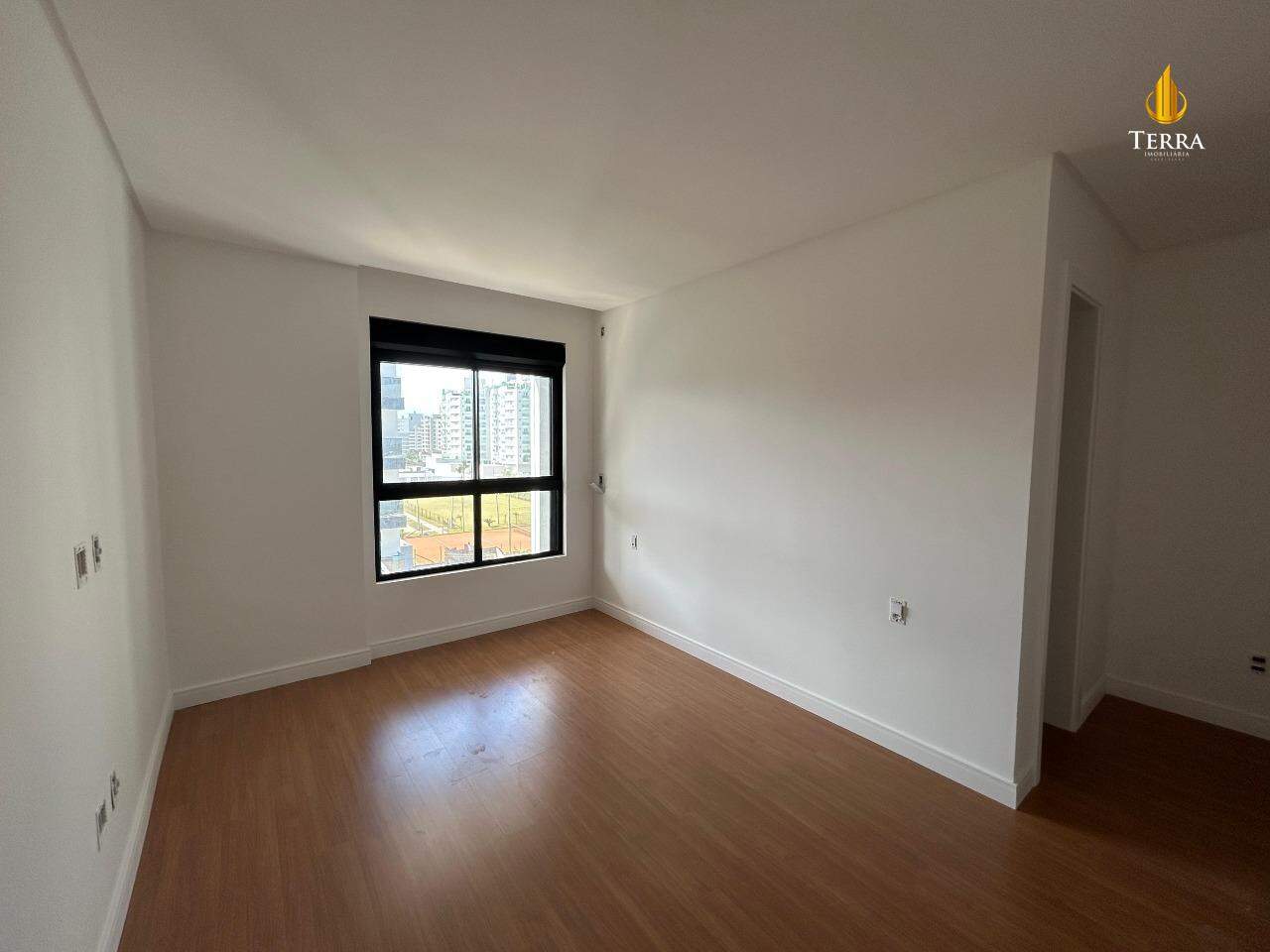 Brava Select Apartamento com 3 quartos, Praia Brava: 