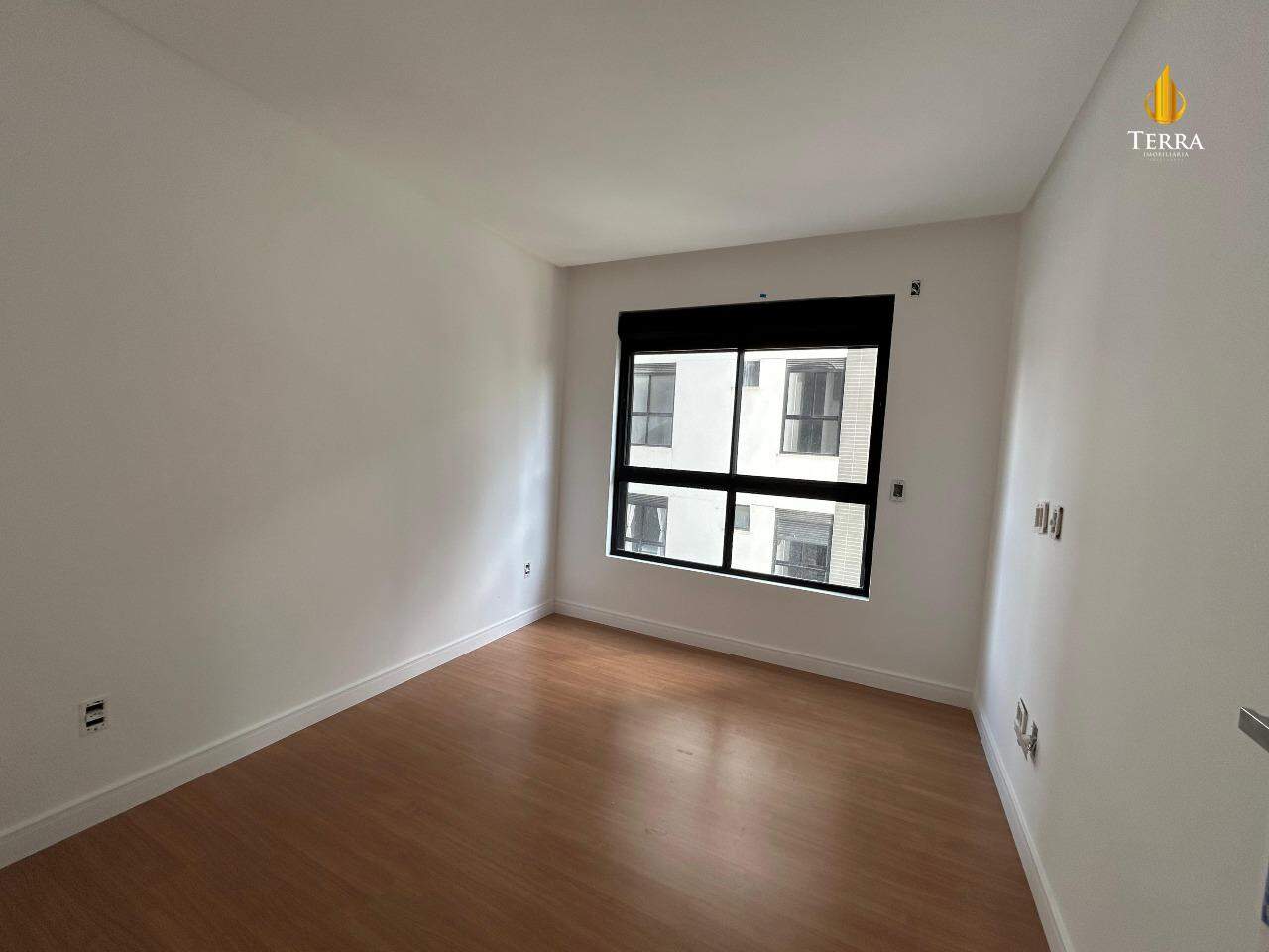 Brava Select Apartamento com 3 quartos, Praia Brava: 