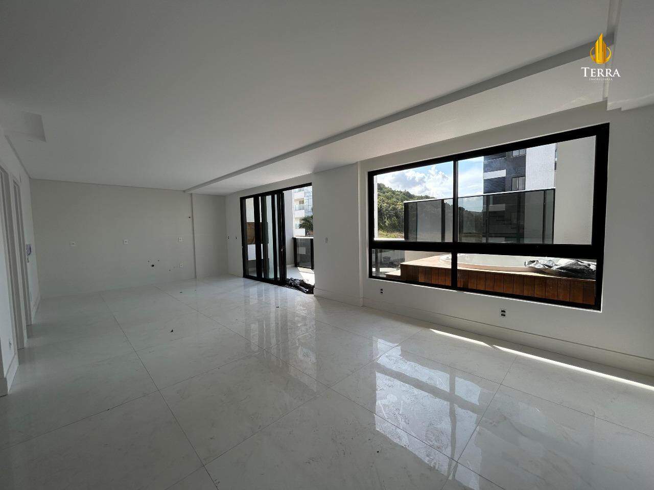 Brava Select Apartamento com 3 quartos, Praia Brava: 