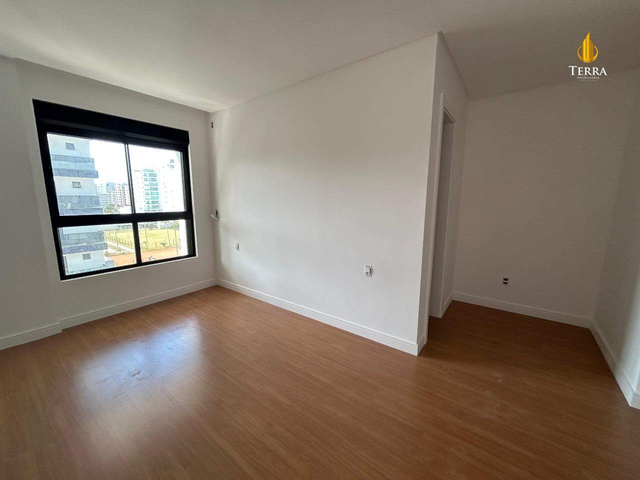 Brava Select Apartamento com 3 quartos, Praia Brava: 
