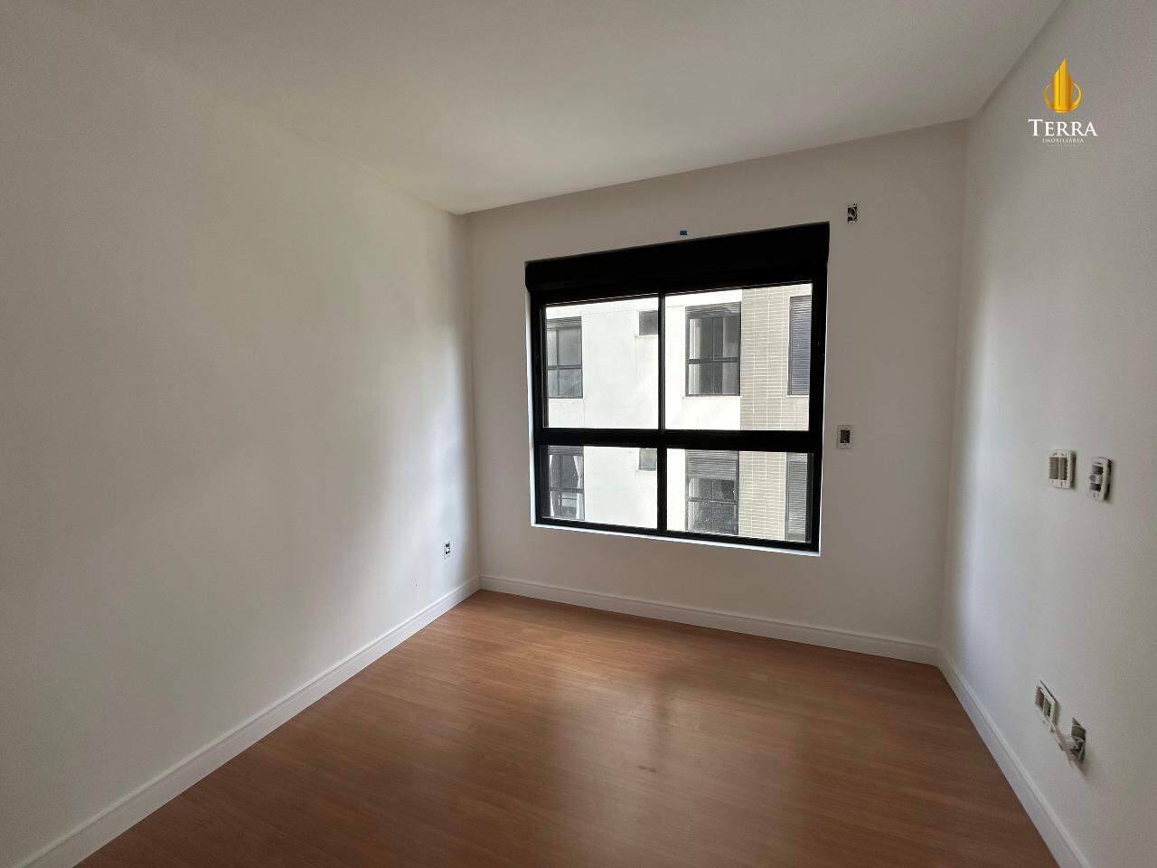 Brava Select Apartamento com 3 quartos, Praia Brava: 
