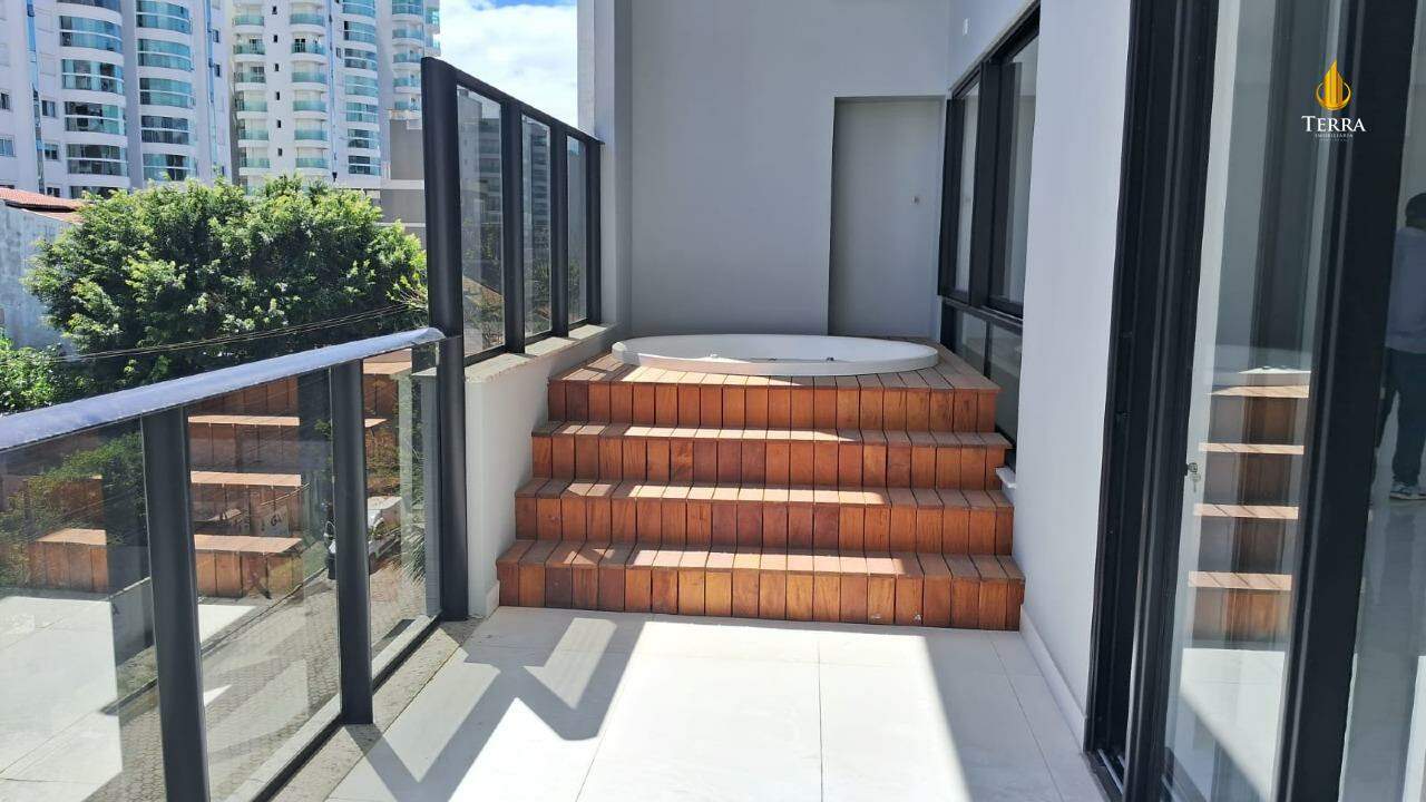 Brava Select Apartamento com 3 quartos, Praia Brava: 