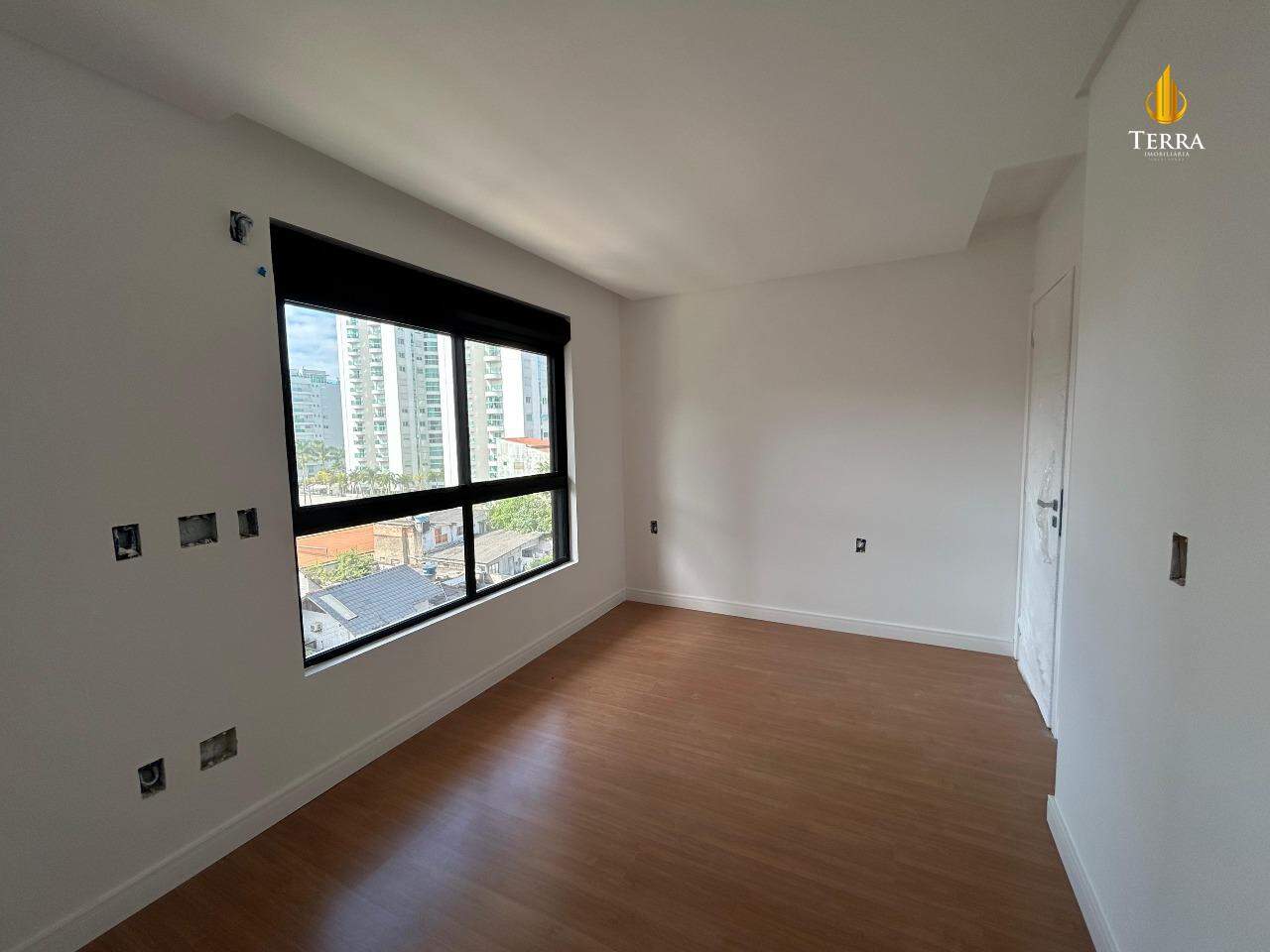 Brava Select Apartamento com 3 quartos, Praia Brava: 