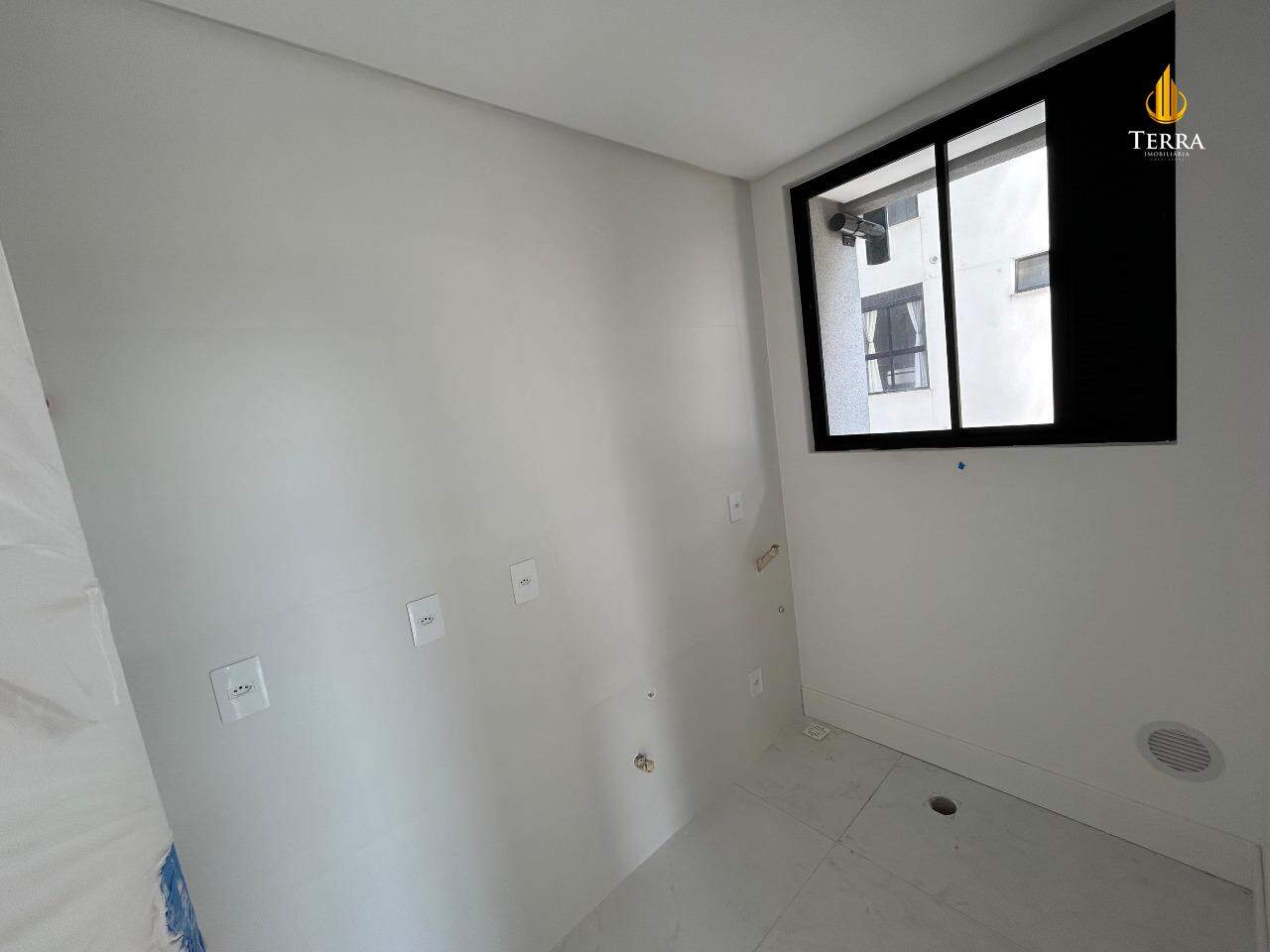 Brava Select Apartamento com 3 quartos, Praia Brava: 