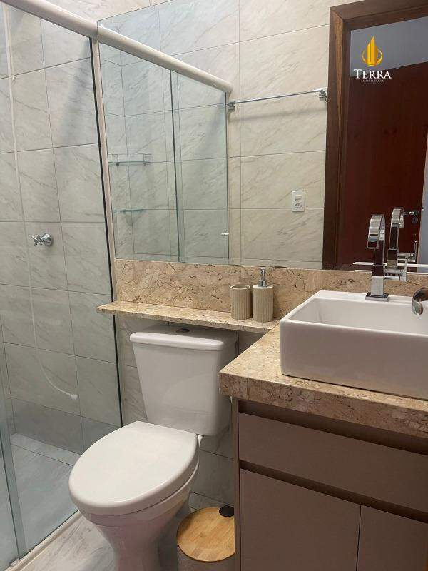  Casa com 2 quartos, Fazendinha: 
