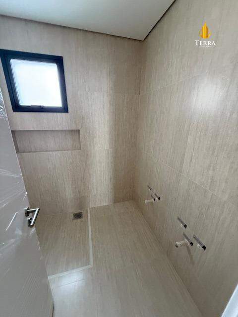 Edifício Residencial Hannover Apartamento com 3 quartos, Centro: 