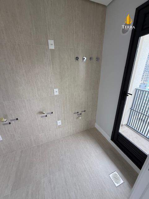 Edifício Residencial Hannover Apartamento com 3 quartos, Centro: 