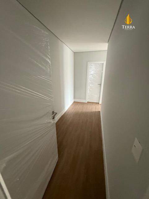 Edifício Residencial Hannover Apartamento com 3 quartos, Centro: 