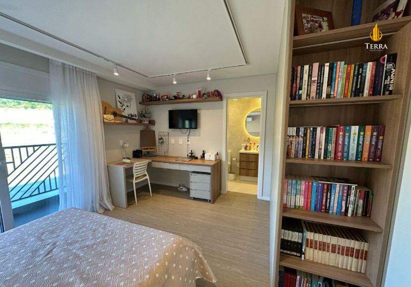 Colinas de Camboriú Village Casa em Condomínio com 4 quartos, Colinas de Camboriu: 