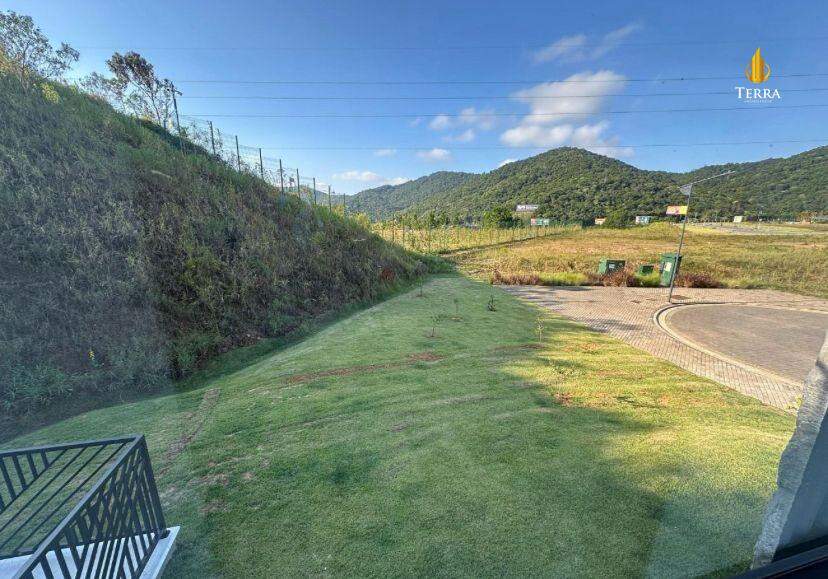 Colinas de Camboriú Village Casa em Condomínio com 4 quartos, Colinas de Camboriu: 