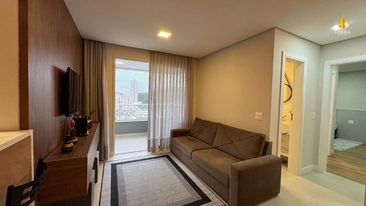 Edifício Pienza Apartamento com 2 quartos, Centro: 