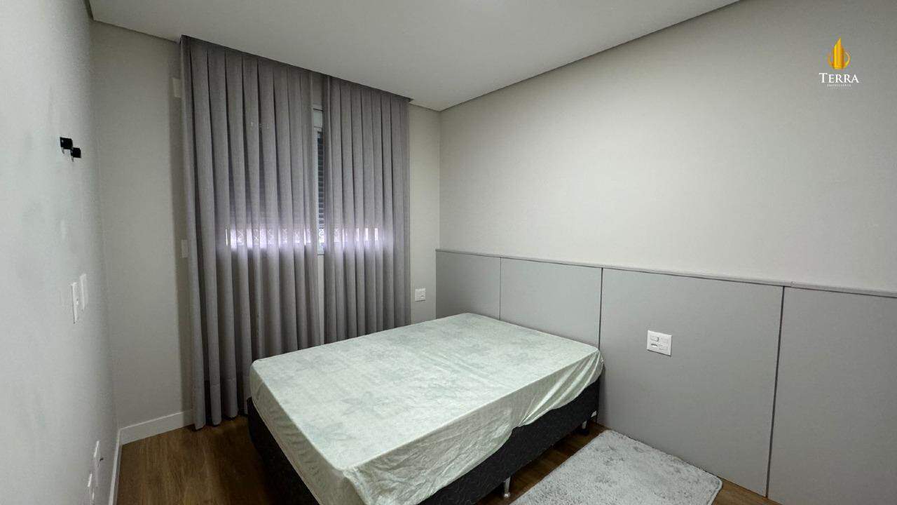 Edifício Pienza Apartamento com 2 quartos, Centro: 