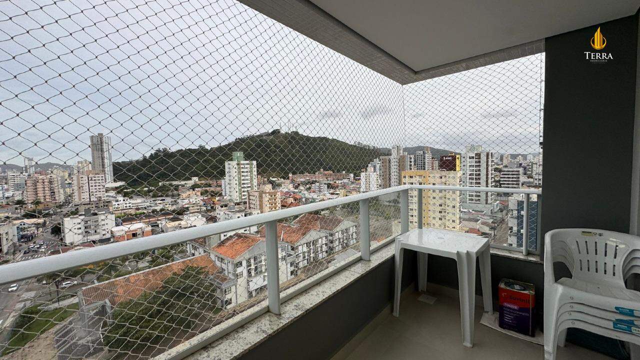 Edifício Pienza Apartamento com 2 quartos, Centro: 