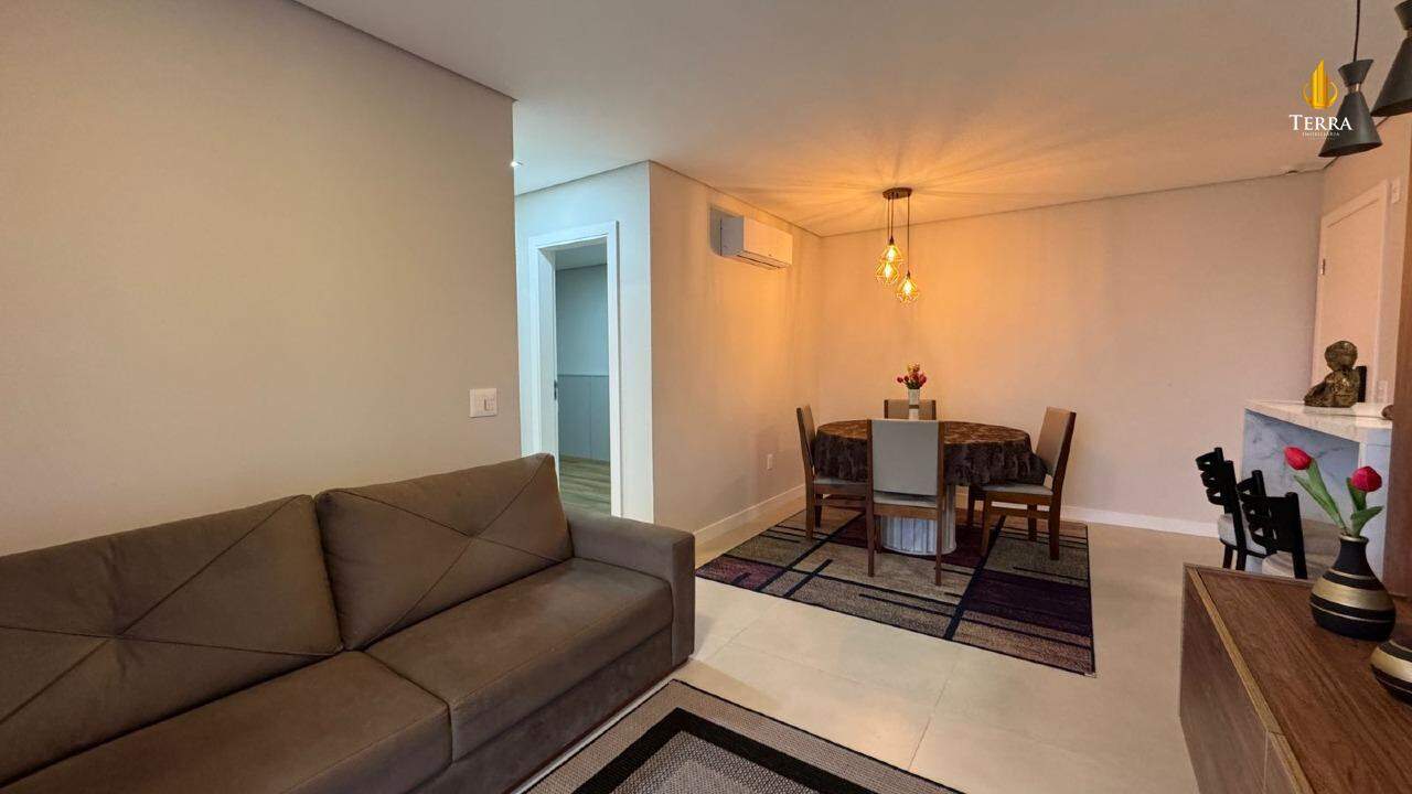 Edifício Pienza Apartamento com 2 quartos, Centro: 