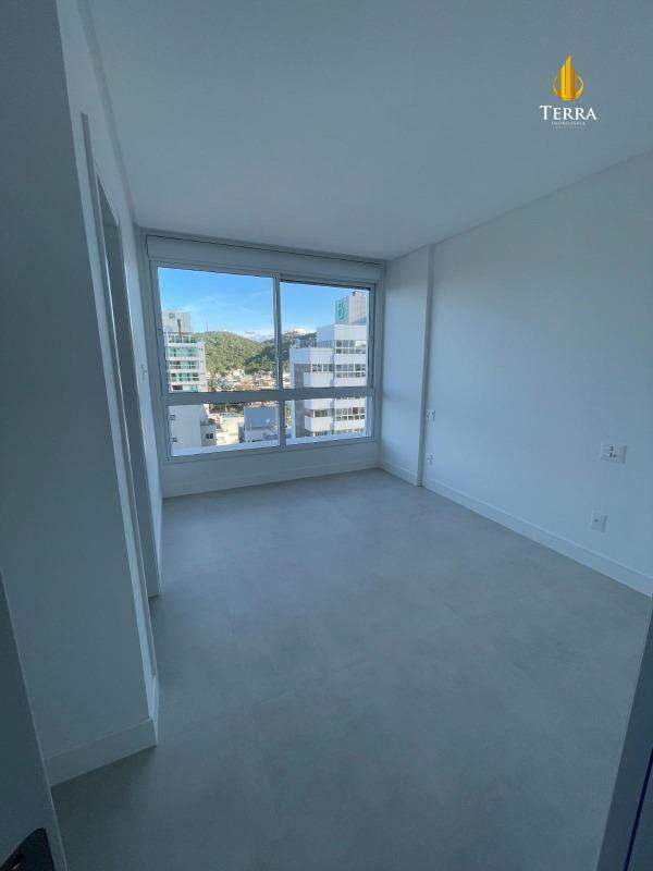 Riva Praia Brava Apartamento com 3 quartos, Praia Brava: 