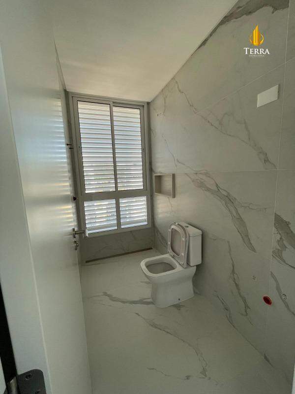 Riva Praia Brava Apartamento com 3 quartos, Praia Brava: 