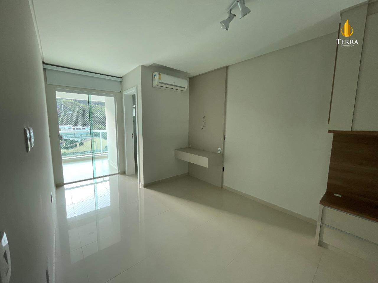 Splendid Etoile Residence Apartamento com 3 quartos, Cabeçudas: