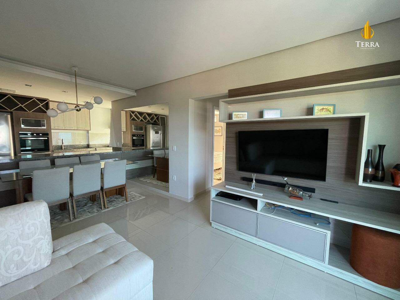 Splendid Etoile Residence Apartamento com 3 quartos, Cabeçudas: