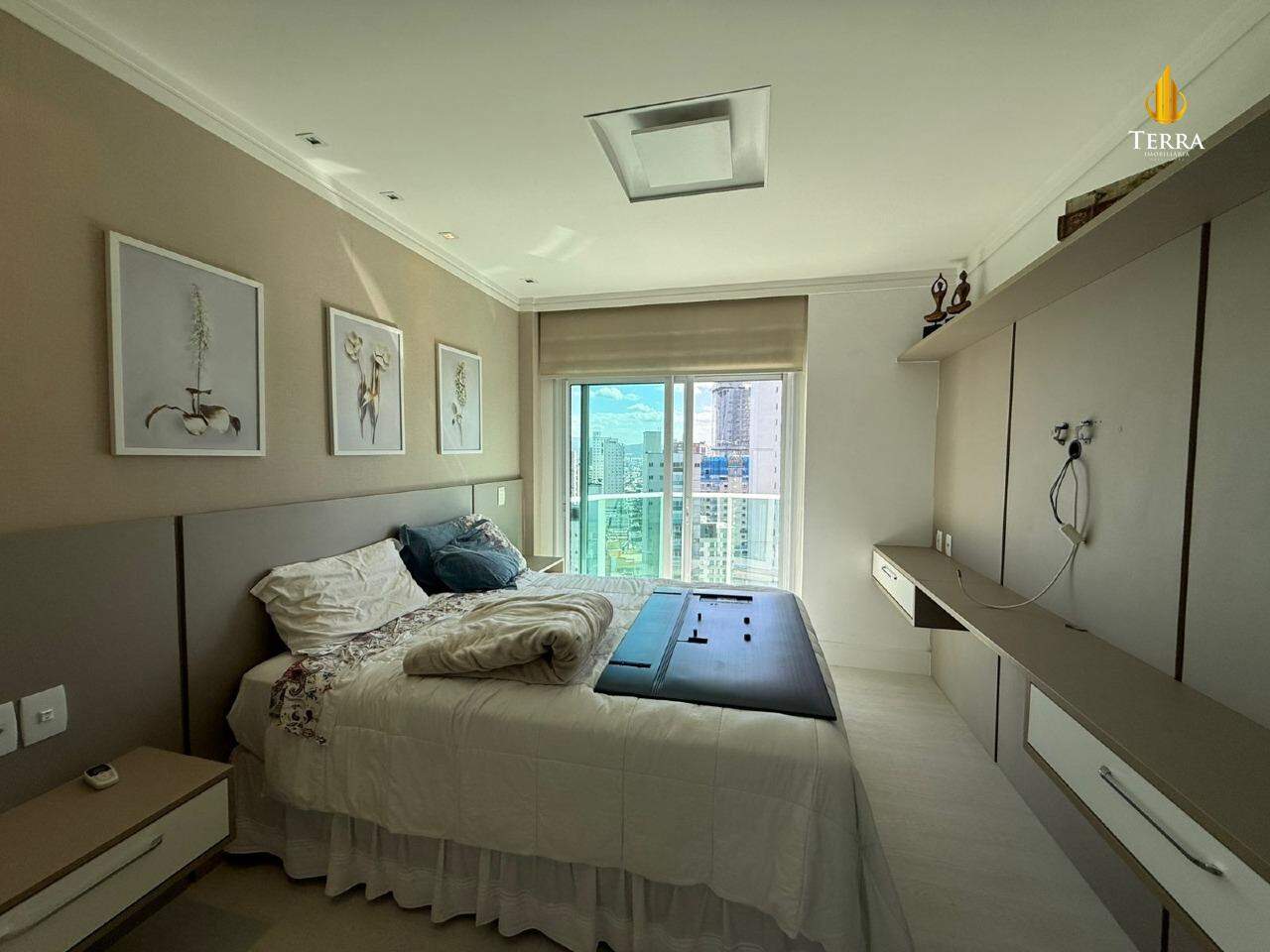 Le Majestic Residence Apartamento com 4 quartos, Centro: 