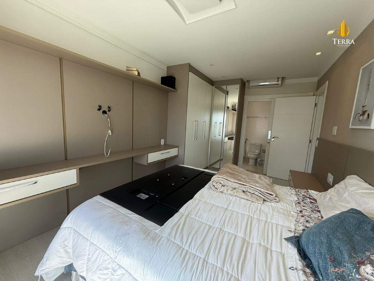 Le Majestic Residence Apartamento com 4 quartos, Centro: 