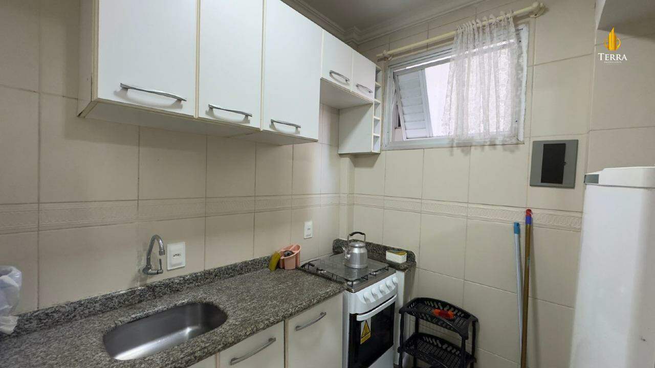 Edifício Paraná Apartamento com 1 quarto, Centro: