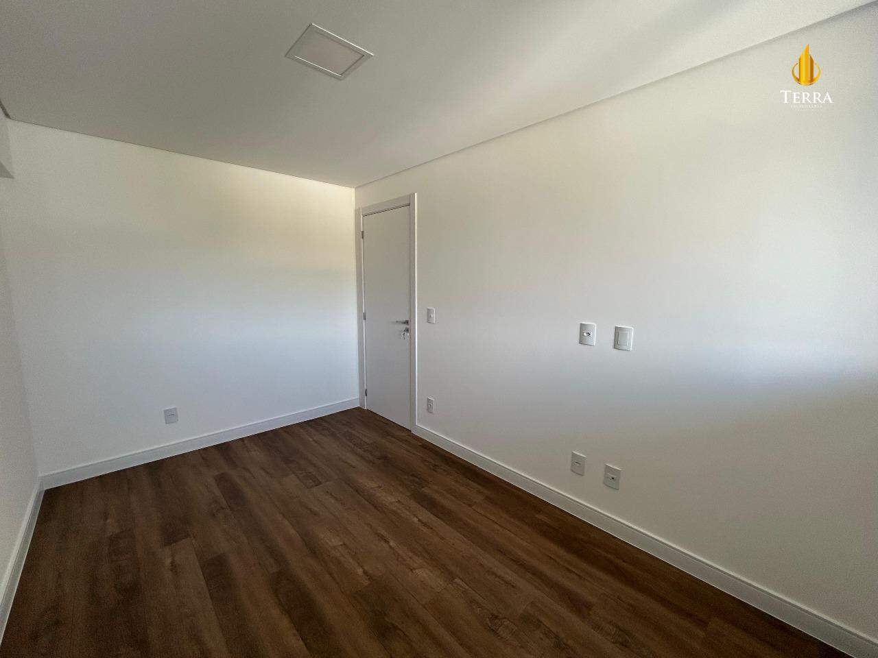 Duo Praia Brava Apartamento com 2 quartos, Praia Brava: 