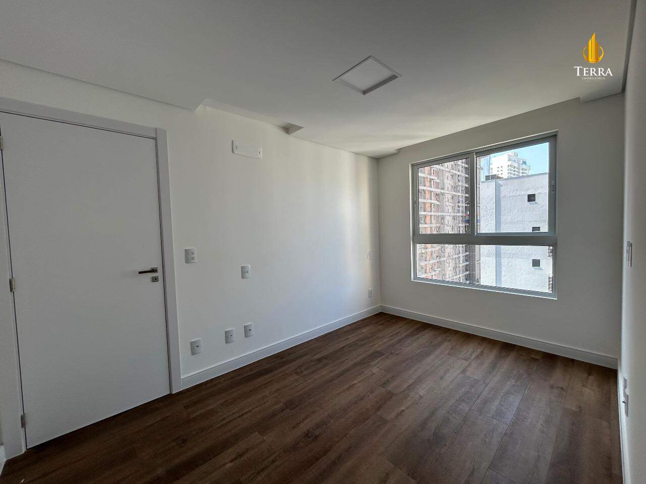 Duo Praia Brava Apartamento com 2 quartos, Praia Brava: 