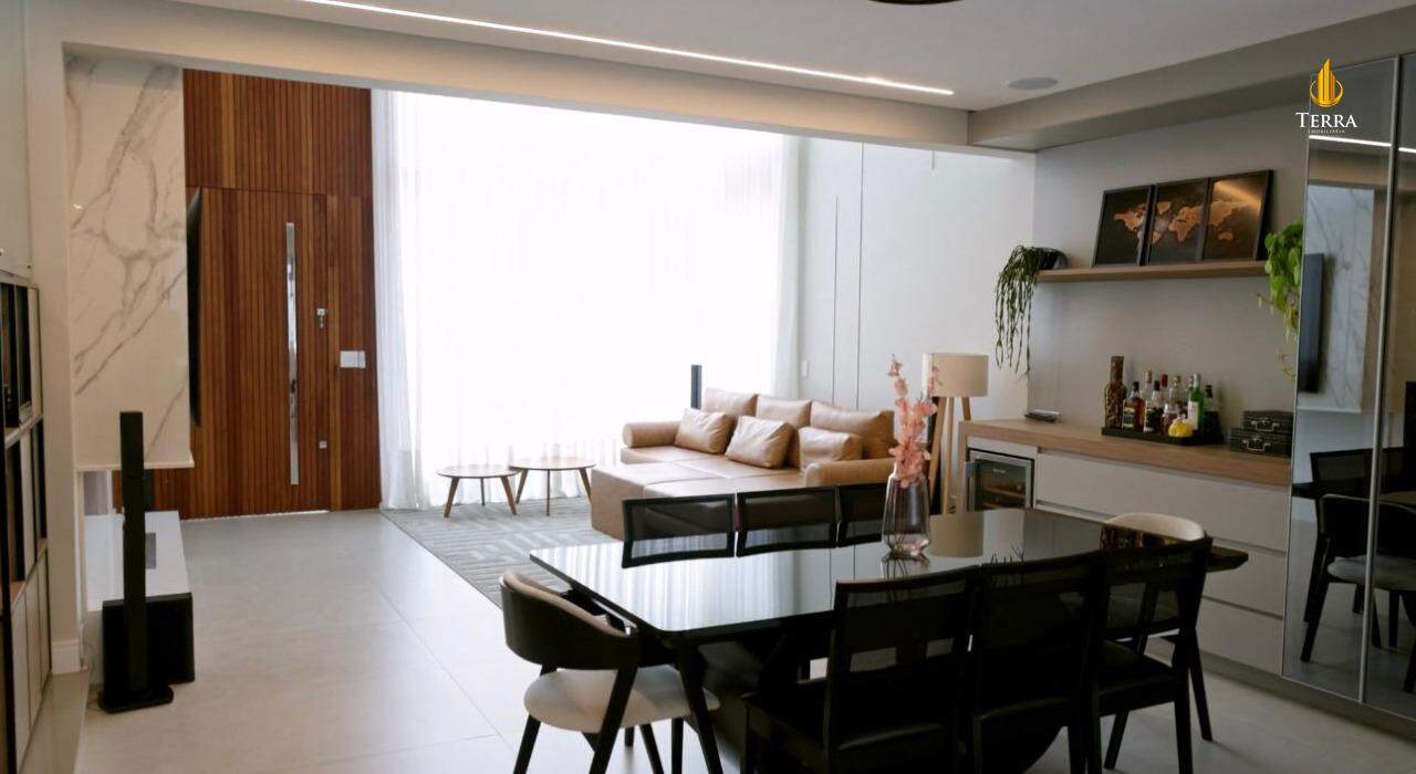 Casa com 3 quartos, Ressacada:
