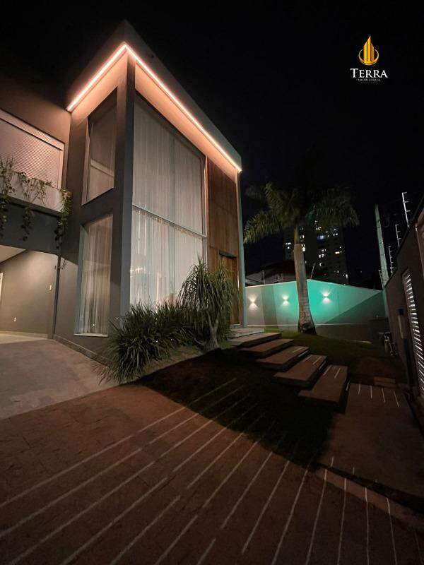  Casa com 3 quartos, Ressacada: 