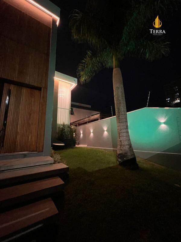  Casa com 3 quartos, Ressacada: 
