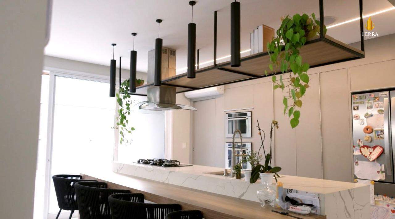  Casa com 3 quartos, Ressacada: 