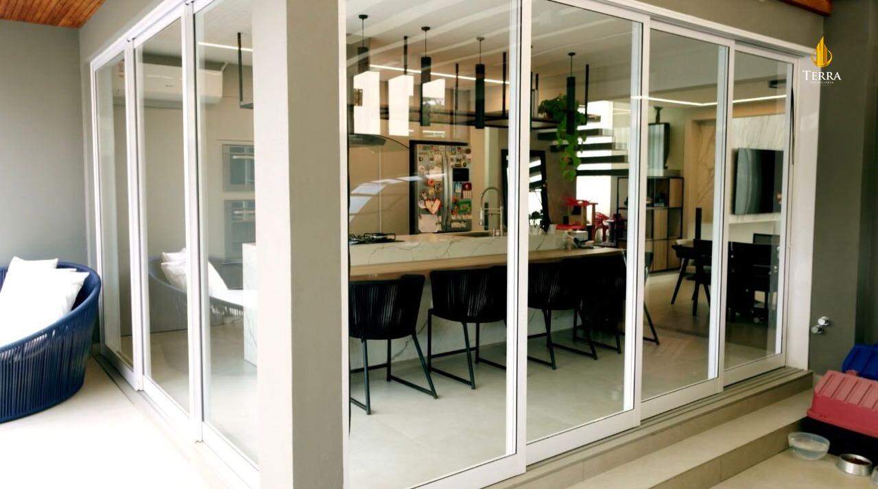  Casa com 3 quartos, Ressacada: 