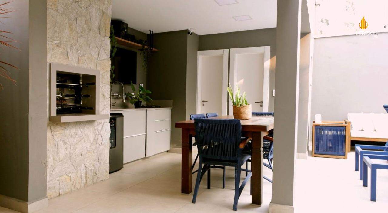  Casa com 3 quartos, Ressacada: 