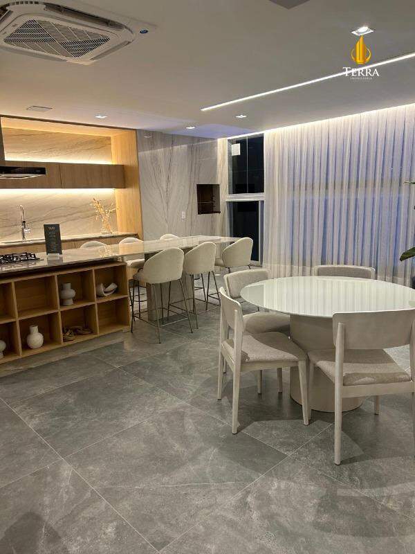 Duo Praia Brava Apartamento com 3 quartos, Praia Brava: 