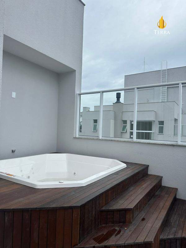 Duo Praia Brava Apartamento com 3 quartos, Praia Brava: 
