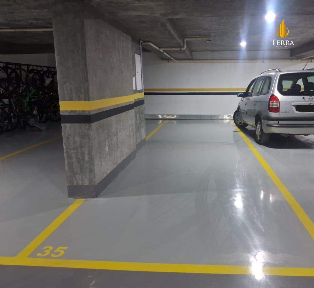 Jk 399 Apartamento com 3 quartos, Praia Brava: 