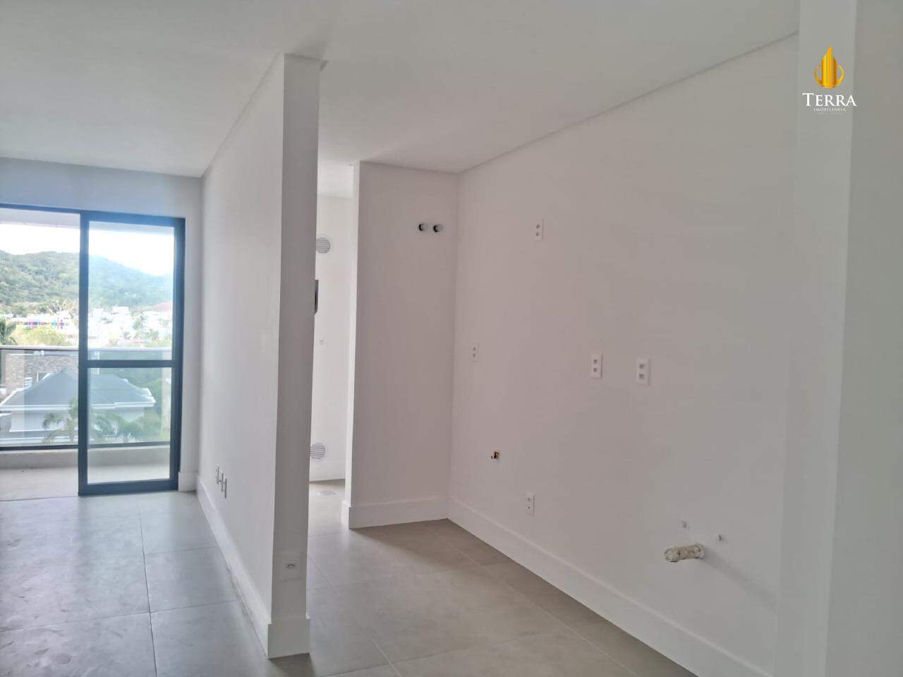 Jk 399 Apartamento com 3 quartos, Praia Brava: 