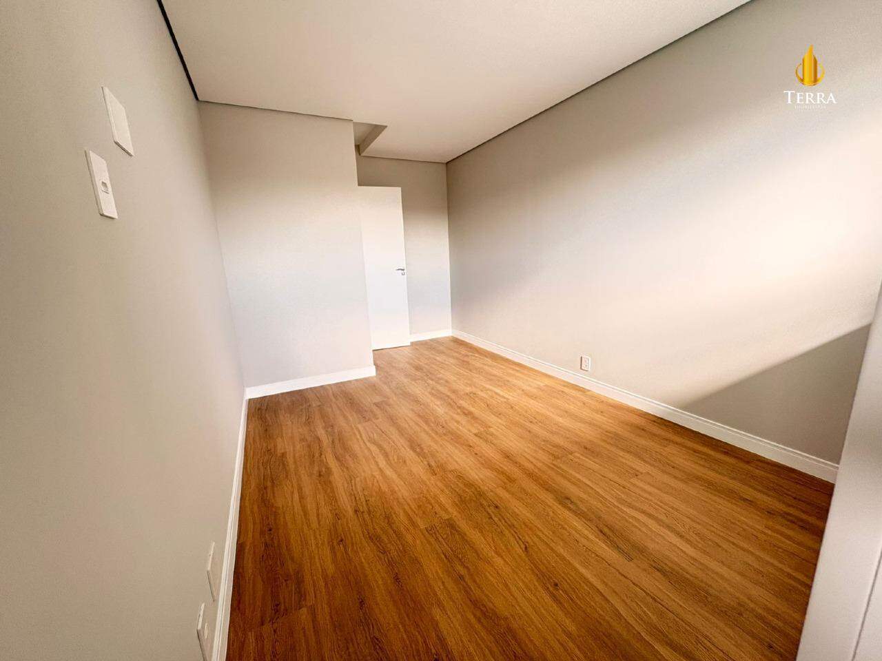 Alameda Jardins Apartamento com 3 quartos, São Judas: 