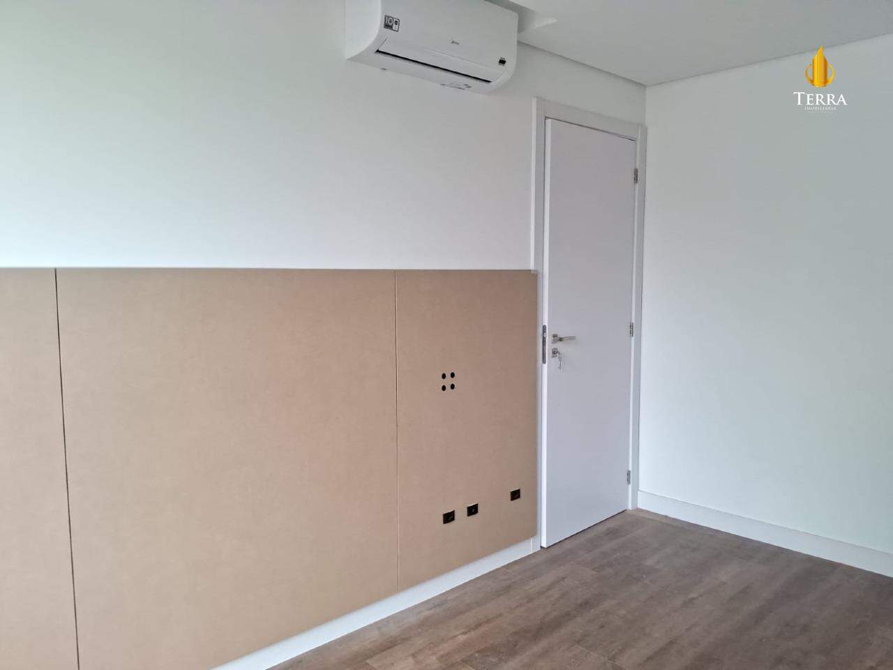 Duo Praia Brava Apartamento com 2 quartos, Praia Brava: 