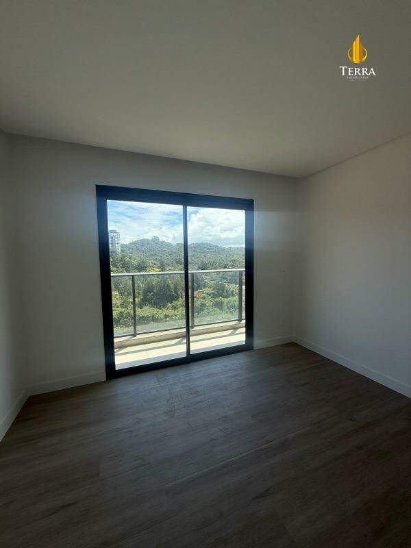 Brava Garden Home Club Apartamento com 2 quartos, Praia Brava: 